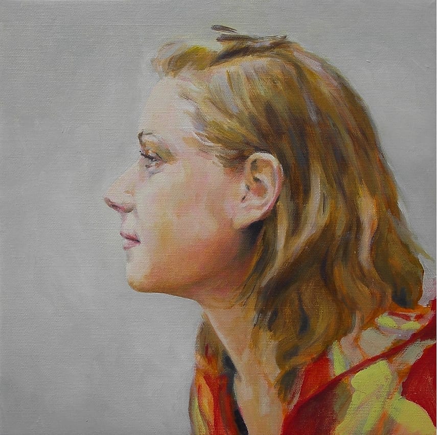 Olieverf portret van jonge vrouw van opzij gezien met loshangend haar.