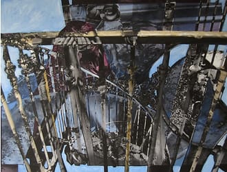 Digitale collage, geprint op doek en daarna beschilderd met acrylverf. De voorstelling doet denken aan een wenteltrap met Frans hekwerk.